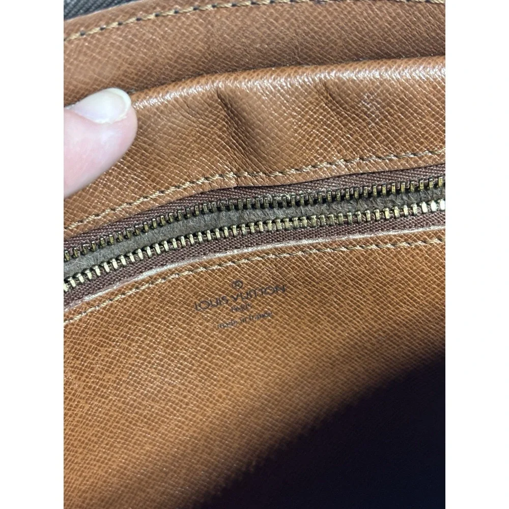 New Vintage‎ Hand Painted Louis Vuitton